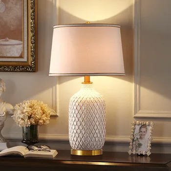 Американската ретро керамична настолна лампа, нощна led лампа за спални, европейската минималистичная настолна лампа за украса в хола на дома