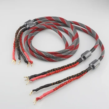 Една двойка безкислородната медни акустични кабели с щепсел тип 