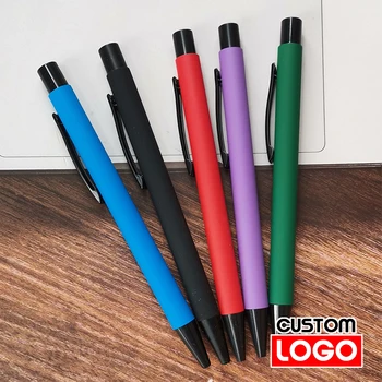 100 бр Персонализирани потребителски лого Метална химикалка писалка Бизнес-рекламни Офис химикалки Подарък за рождения ден на училище канцеларски материали