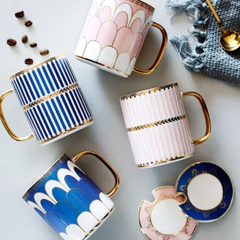 Британската европейската керамични пара, чаша, креативна чаша за следобеден чай, лека луксозна чаша, чаша с капак, лъжица, чаена чаша