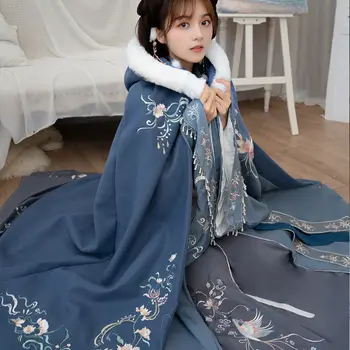 2023 Модерен дъждобран Hanfu Дамско зимно топло палто китайското гъст палто с качулка Древната традиционна дамски дрехи за cosplay, червен цвят