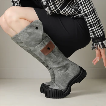 2023, Модни дънкови ботуши до коляното в ретро стил на дебелите ток, цип отстрани, дизайн на въздушната джобове, ежедневни дамски пикантни обувки-лодка с кръгло бомбе