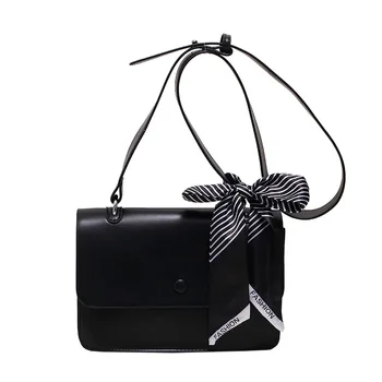 Черна малка квадратна чанта дамски Новата пролетно-лятна универсална чанта през рамо Тенденция чанта през рамо Мода